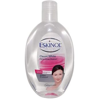 Eskinol Classic Whitening Facial Cleanser 225ml