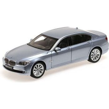 Kyosho BMW ActiveHybrid 7 Scale 1/18 Blue Water Metallic