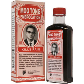 Moo Tong Embrocation Pain Relief Oil For All Aches Pain 30ml