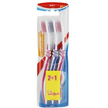 Aquafresh Clean And Flex Soft Toothbrush Set Multicolor 3 Piece