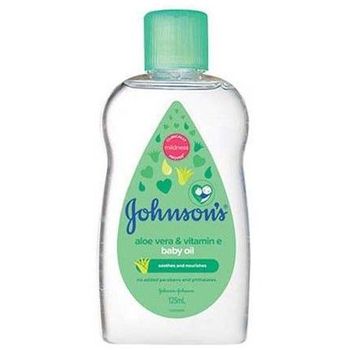 Johnson's Baby Aloe Vera & Vitamin E Oil 125ml
