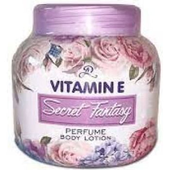 AR Vitamin E Perfume Secret Fantasy Body Lotion 200ml