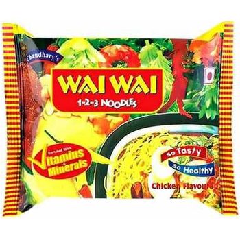 Wai Wai Chicken Curry Flavour Instant Noodles 75g
