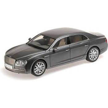 Kyosho Bentley Flying Spur W12 Scale Model 1:18 Black Onyx