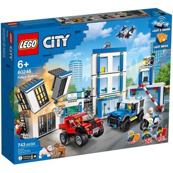 LEGO City Police Station
