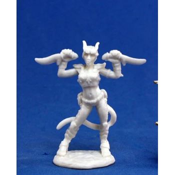 Reaper Miniatures Tiviel Hellborn Rogue
