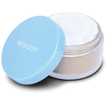 Wardah Lightening Loose PWD 03 20g