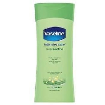 Vaseline Essential Moisture Aloe Soothe 200ml