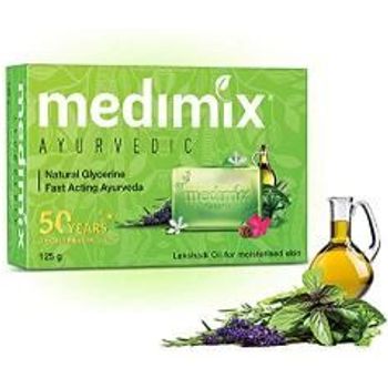 Medimix Herbal Handmade Ayurvedic Soap With Natural Glycerine With Lakshadi Oil For Dry Skin 125g