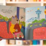 Poppet Ally At the Airport Ally Di Lapangan Terbang