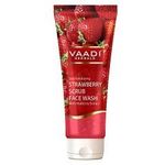 Vaadi Herbals Strawberry Scrub Face Wash With Mulberry Extract 60ml