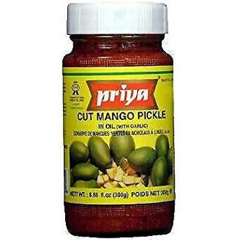Priya Cut Mango Pickle With Garlic 300g