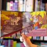 Poppet Ally at the Zoo Ally di Taman Haiwan