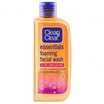 Clean & Clear Essentials Face Wash 100ml