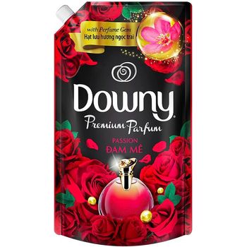 Downy Parfume Collection Fabric Conditioner Refill Passion 1.35l