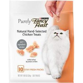 Purina Fancy Feast Hand Selected Chicken Treats 30g