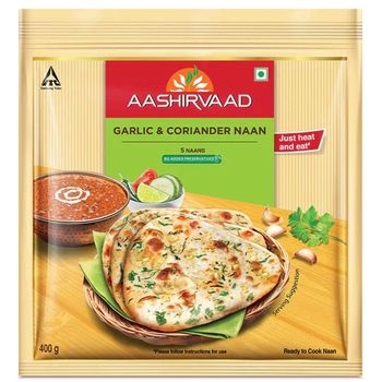 Aashirvaad Garlic and Coriander Naan 400g