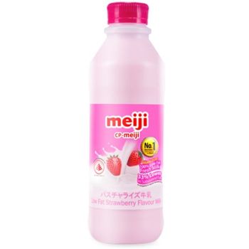 Meiji Low Fat Strawberry Flavour Milk 830ml