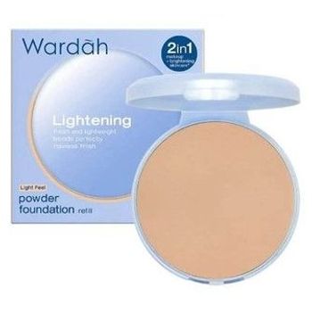 Wardah Refill Lightening 06 Warm Powder Foundation Light Feel 12g